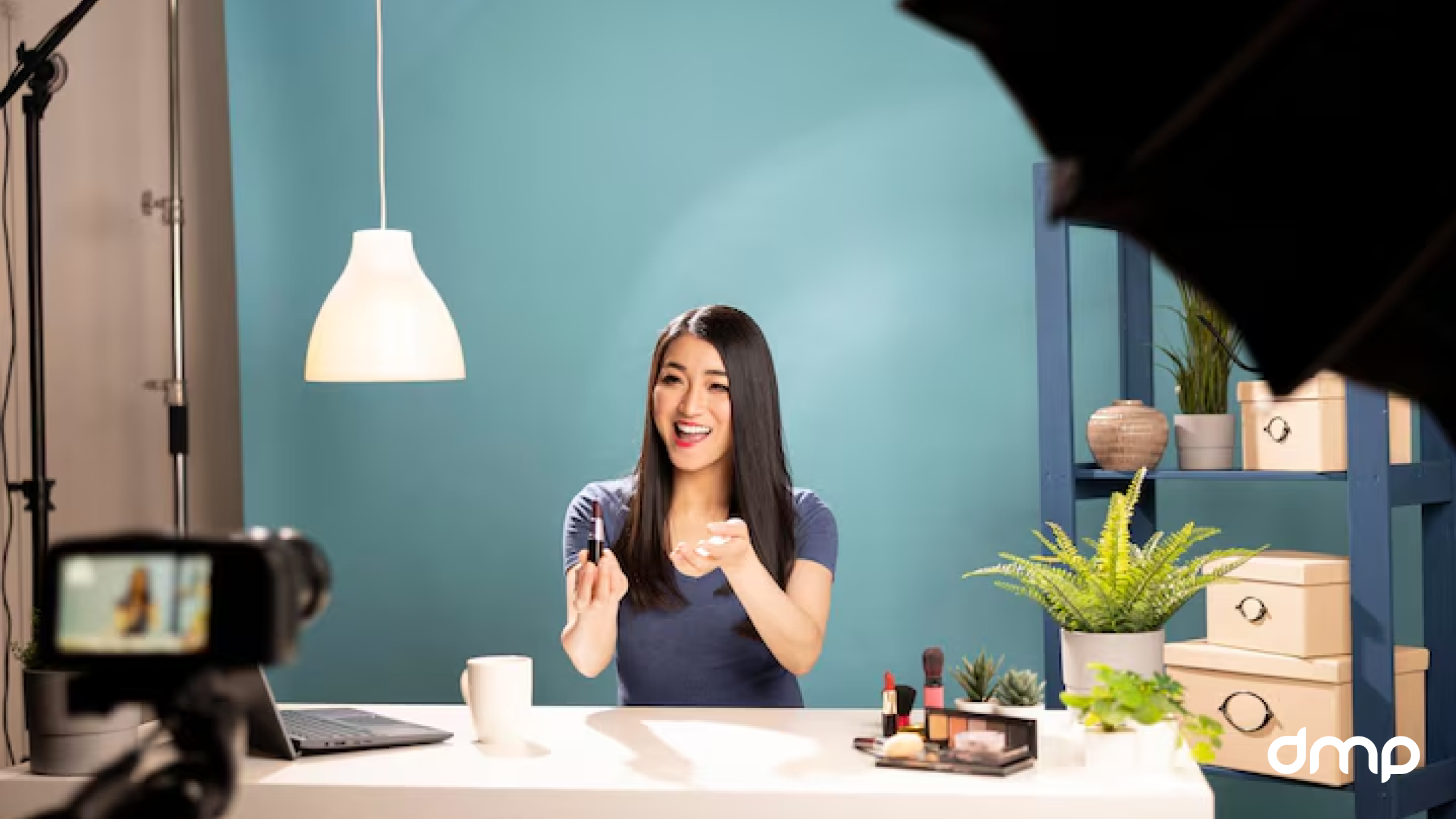 video trình diễn sản phẩm